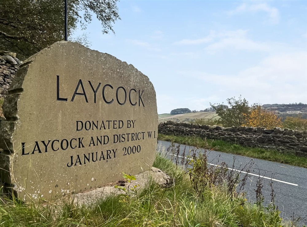 Surrounding area (photo 4) at Golden Goose Cottage in Laycock, West Yorkshire