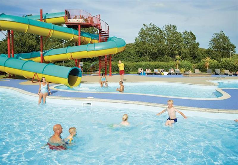 Outdoor heated pool (photo number 14) at Golden Sands in Mablethorpe, Lincolnshire