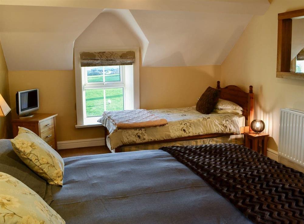 Double bedroom (photo 2) at Goleufryn in Abersoch, Gwynedd