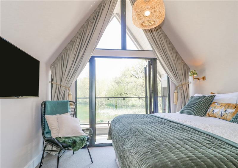A bedroom in Golf House at Golf House, Pattingham