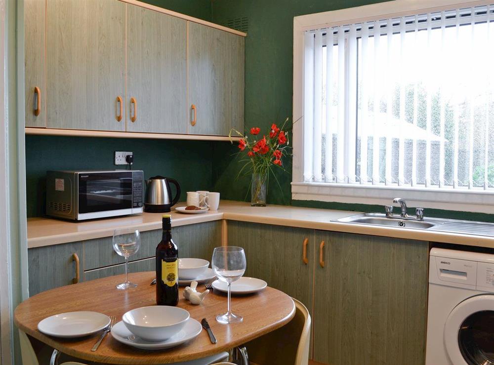 Kitchen with breakfast table (photo 2) at Golf View in Monifieth, Dundee, Angus
