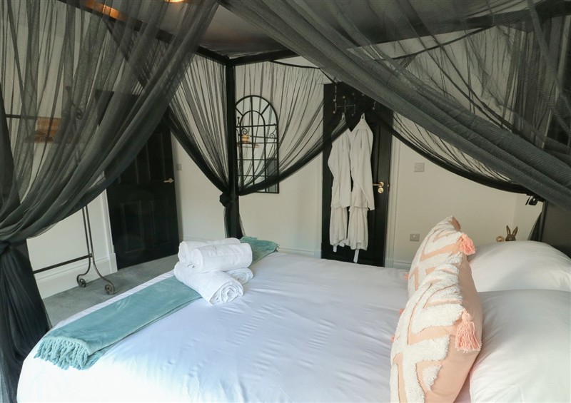 A bedroom in Golygfa Gele at Golygfa Gele, Llanddulas
