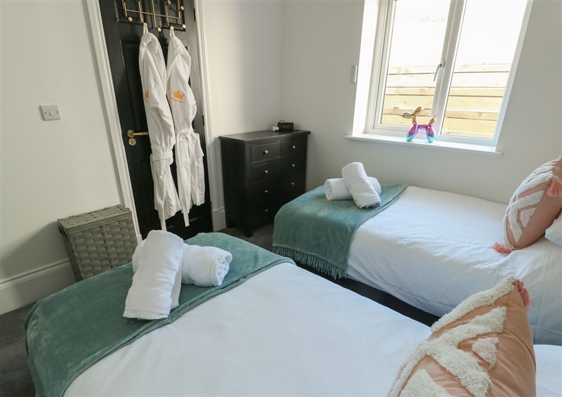 Bedroom (photo 3) at Golygfa Gele, Llanddulas