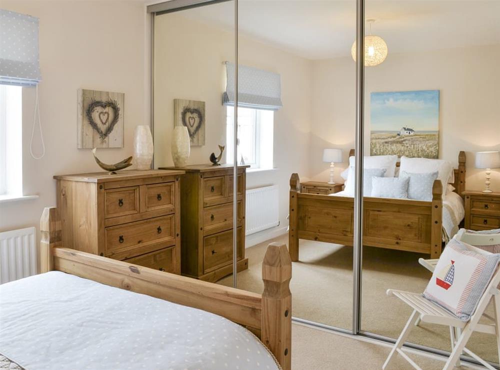 Double bedroom (photo 3) at Good Tides in Beadnell, Northumberland