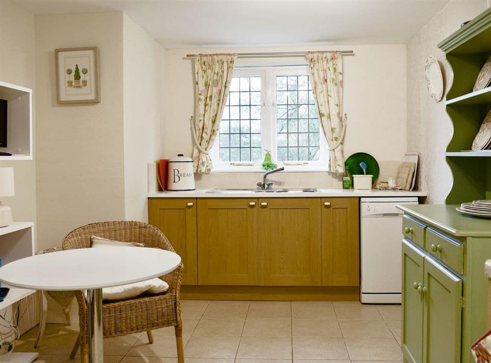 Kitchen/ dining room at Goodwood Coach House in Chichester, West Sussex