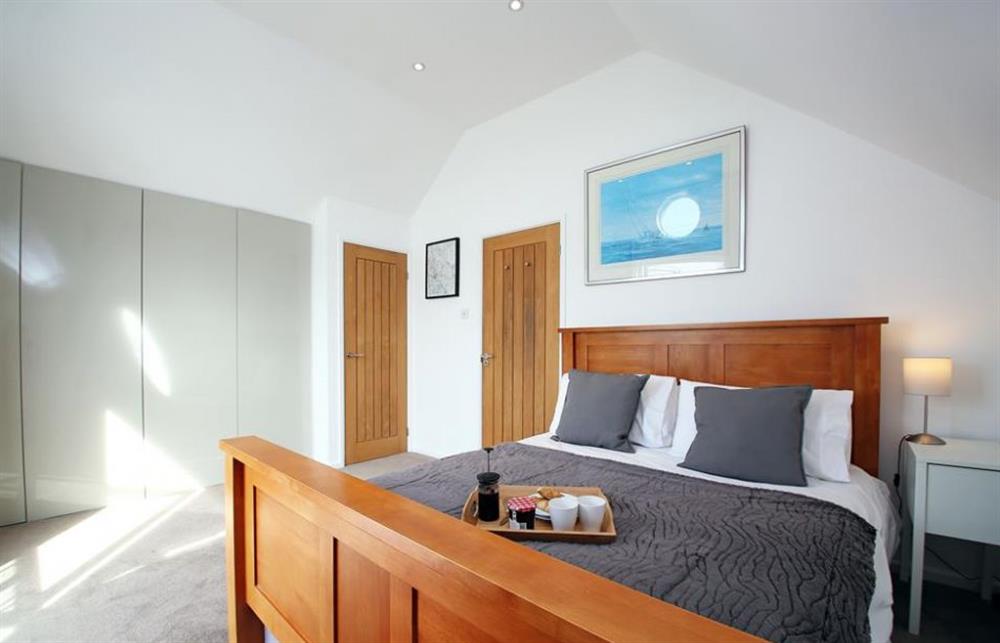 Double bedroom at Goosander Lake House, Cotswold Lakes, Gloucestershire