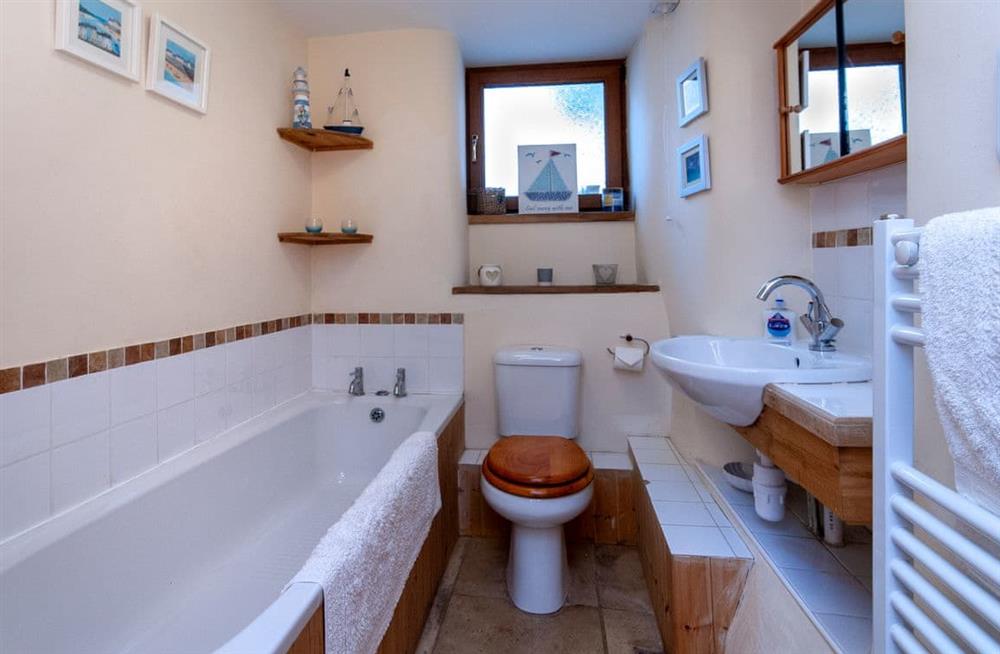 The bathroom at Goose Barn in Pembroke, Pembrokeshire, Dyfed