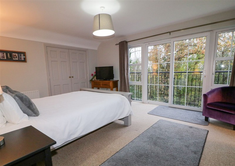 A bedroom in Gooseberry Cottage at Gooseberry Cottage, Lisnaskea