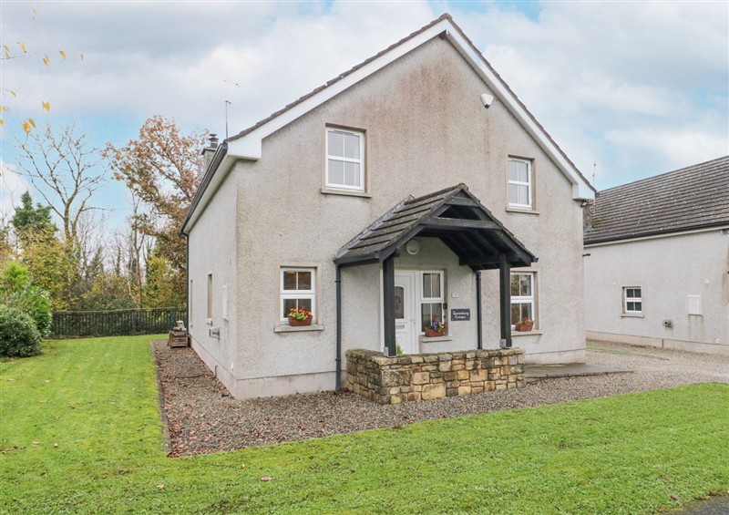 Outside at Gooseberry Cottage, Lisnaskea