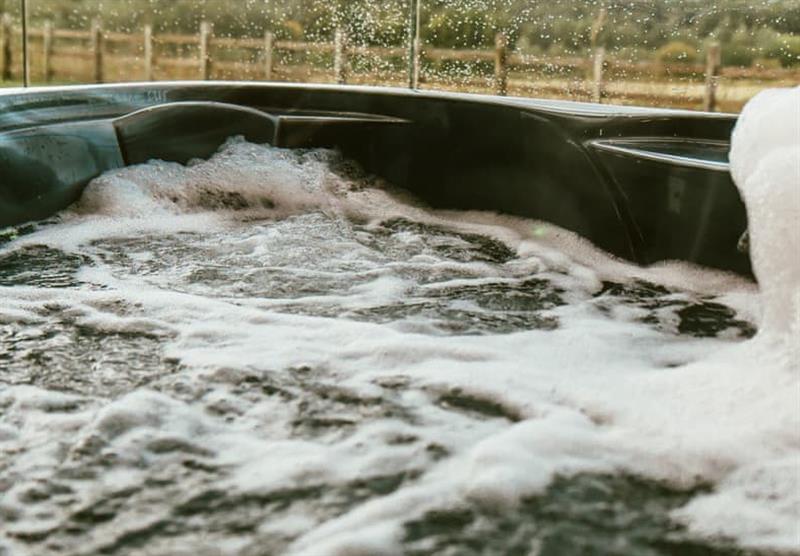 A hot tub at Goosedale Lodges in Nottingham, Nottinghamshire