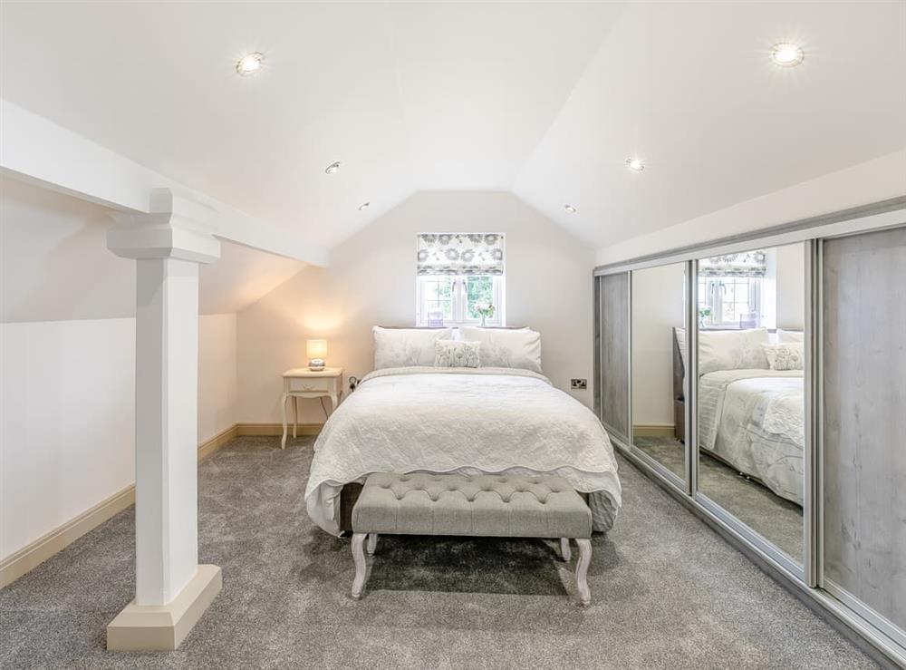 Double bedroom at Goosehill Fold in Warmfield, near Holmfirth, West Yorkshire