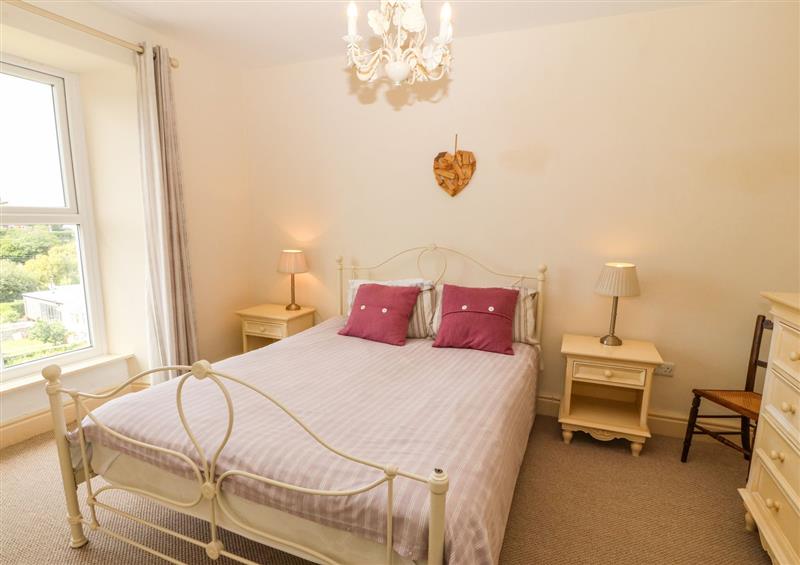 This is a bedroom at Gorphwysfa, Cemaes Bay
