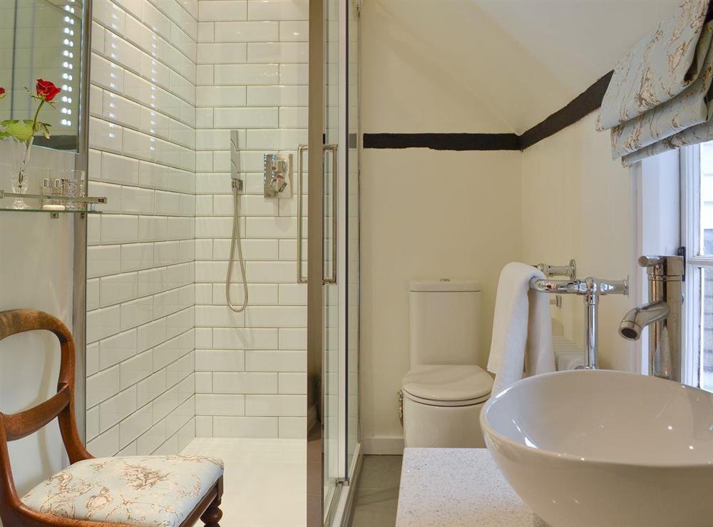 En-suite shower room at Gorse Cottage in Ewhurst Green, near Robertsbridge, Sussex, East Sussex