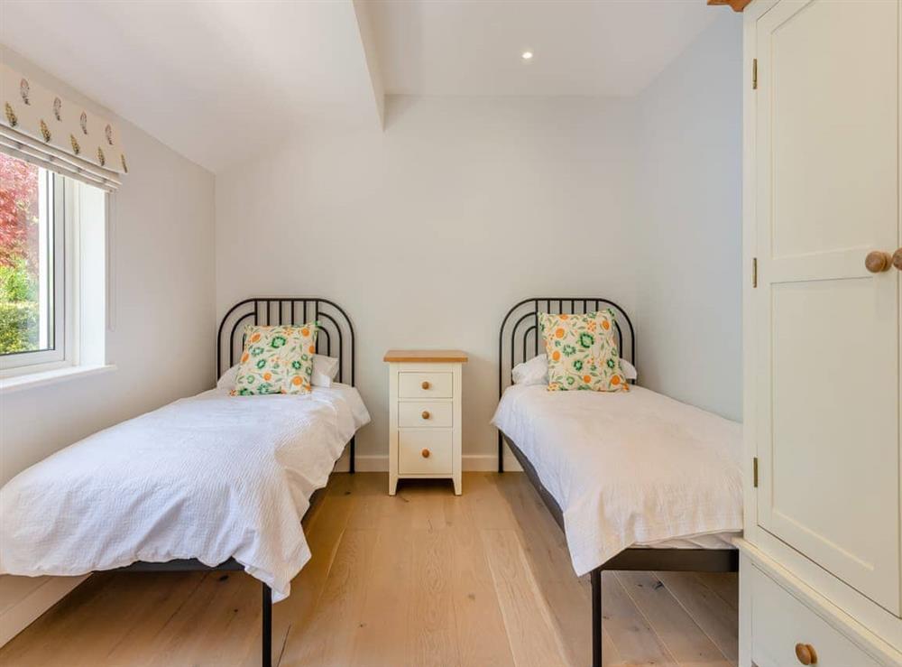 Twin bedroom at Gorse Hill in Boldre, Hampshire