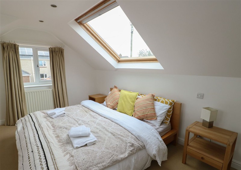 One of the 5 bedrooms (photo 6) at Gorse Hill, Rhosneigr