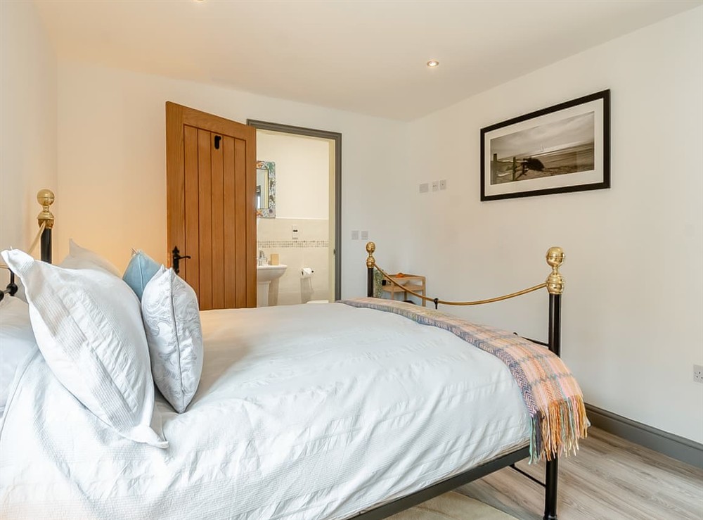 Double bedroom (photo 2) at Gosling Barn in Bergh Apton, near Brundall, Norfolk