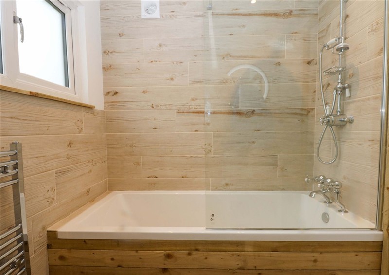 The bathroom (photo 3) at Gowan Brae, Criccieth