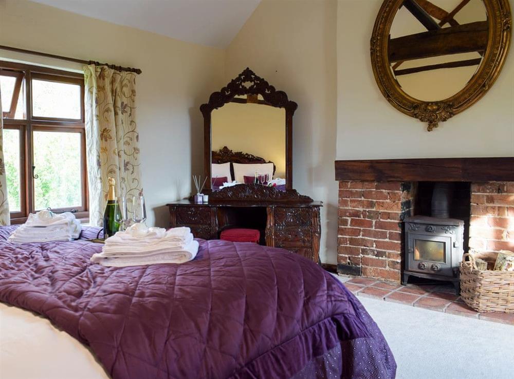 Double bedroom (photo 2) at Grafton Farm in Noneley, near Shewsbury, Shropshire