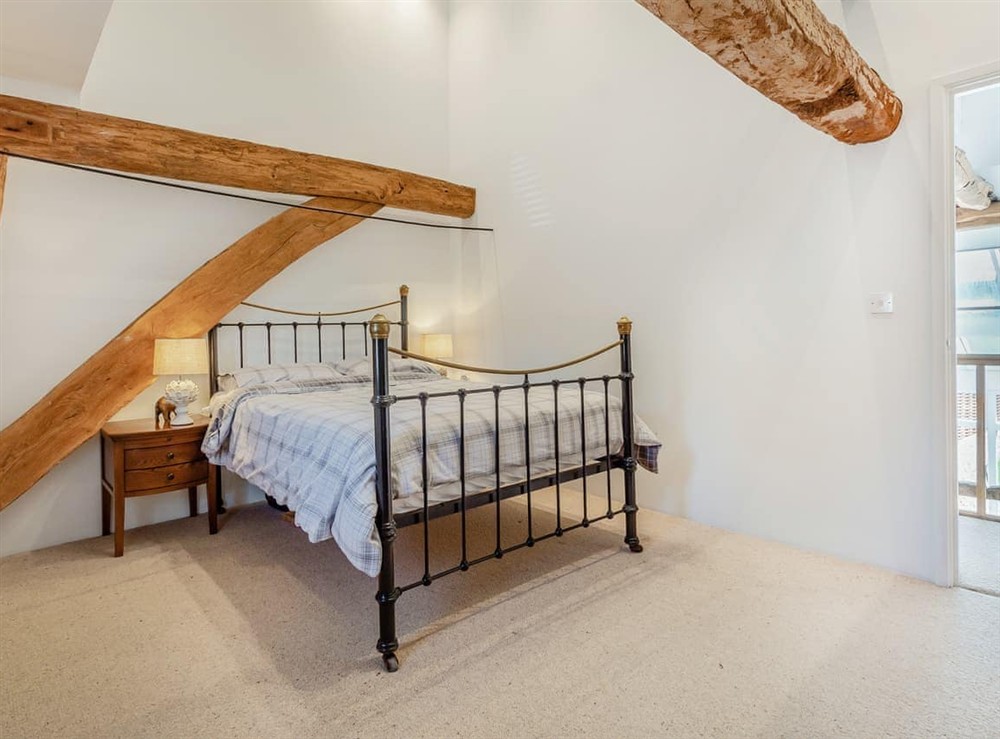 Double bedroom (photo 3) at Granary Barn in Tacolneston, Norfolk