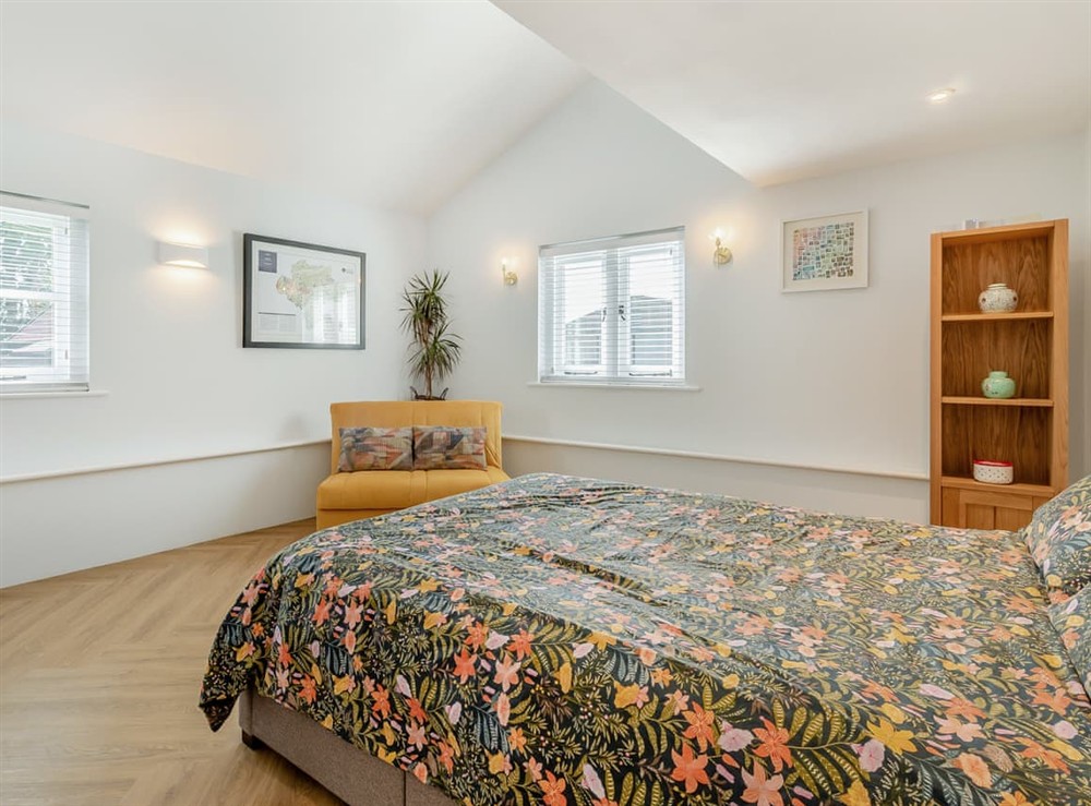 Double bedroom (photo 6) at Granary Barn in Tacolneston, Norfolk