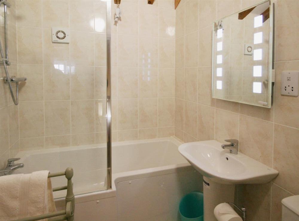 Bathroom at Granary Cottage in Wainfleet St. Mary, near Skegness, Lincolnshire