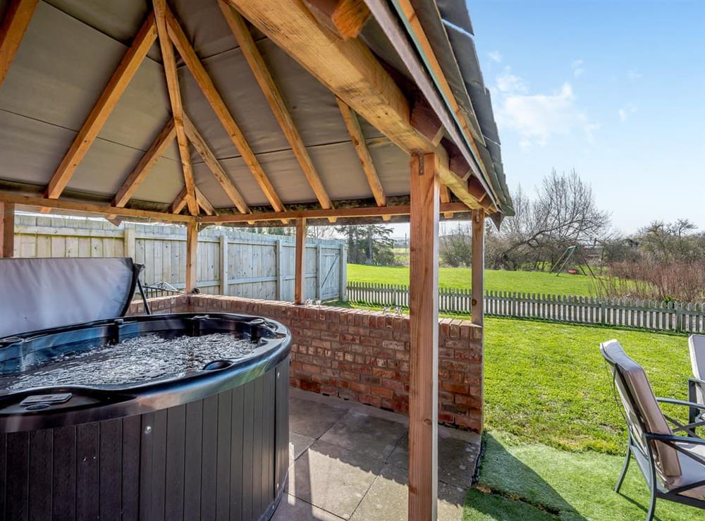 Hot tub at Granary Cottage in Westbury, near Shrewsbury, Shropshire