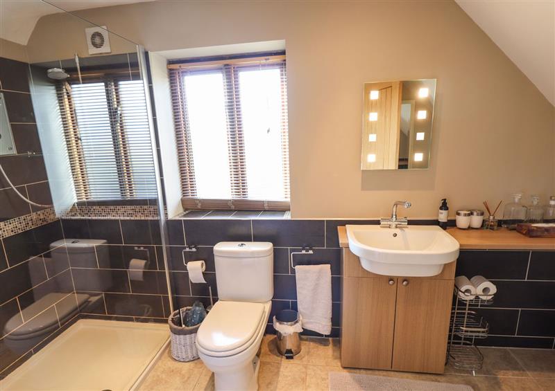 Bathroom at Granary Loft, Croxton Kerrial