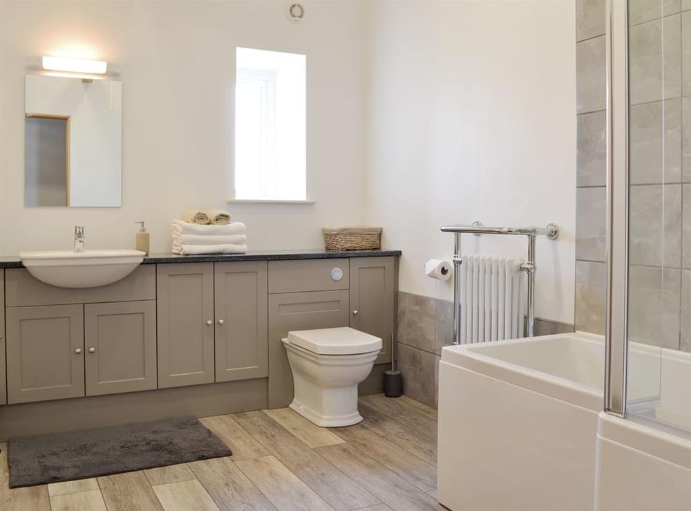 Family bathroom at Grange Cottage in Harome, near Helmsley, North Yorkshire
