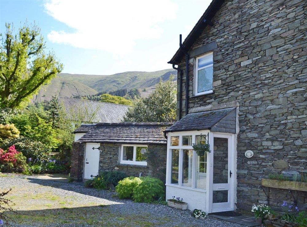 Delightful cottage with stunning backdrop at Coach House, 