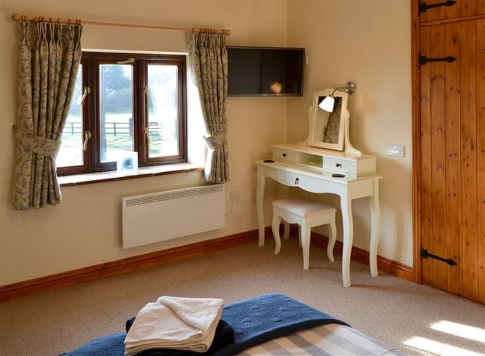 Double bedroom (photo 4) at Grange Farmhouse in Hainford, near Aylsham, Norfolk
