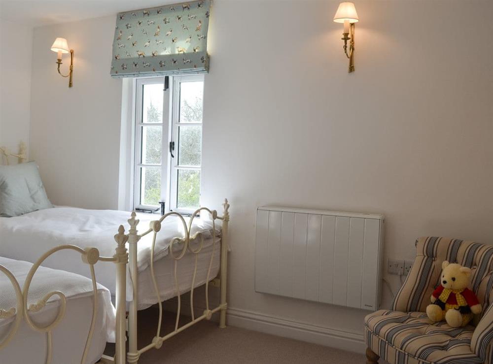 Twin bedroom at Grattan Cottage, 