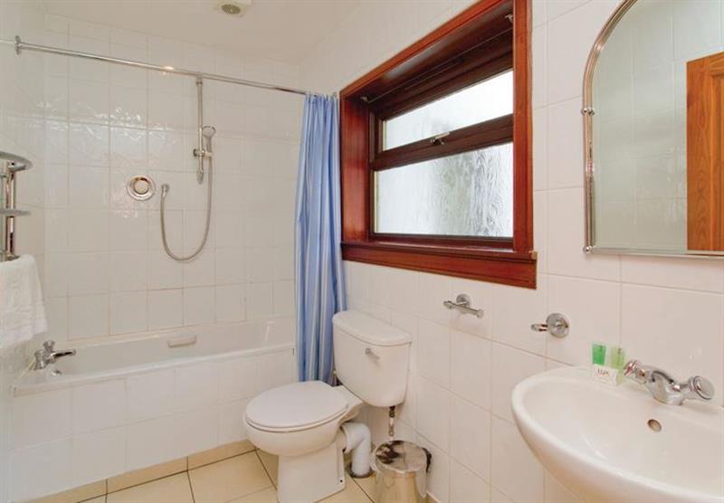 The bathroom in Struan Cottage at Great Glen Cottages in Kinlochlochy, Inverness-shire