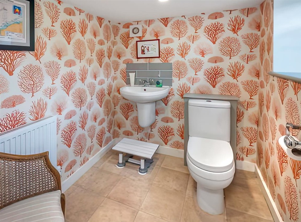 Bathroom (photo 3) at Green Farm Cottage in Redgrave, Suffolk