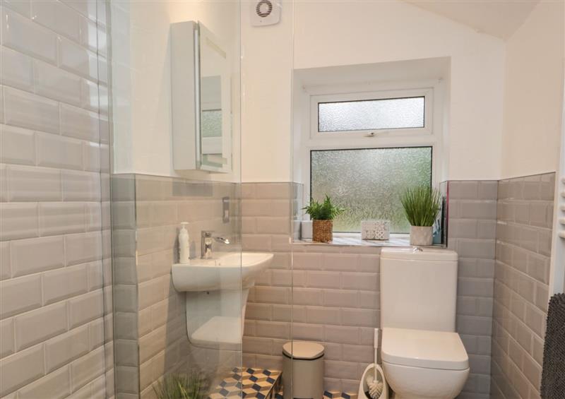 The bathroom at Green Stile Cottage, Bowness-On-Windermere