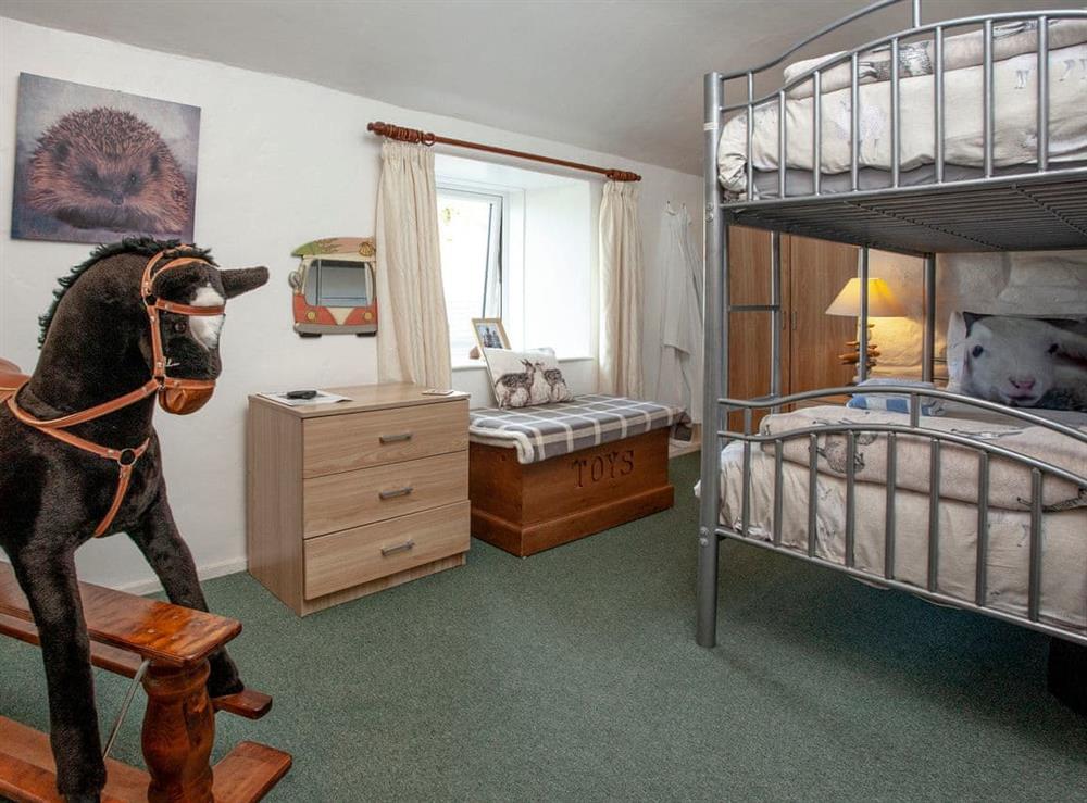 Bunk bedroom (photo 2) at Greenbank Farm in Nanpean, near St Austell, Cornwall