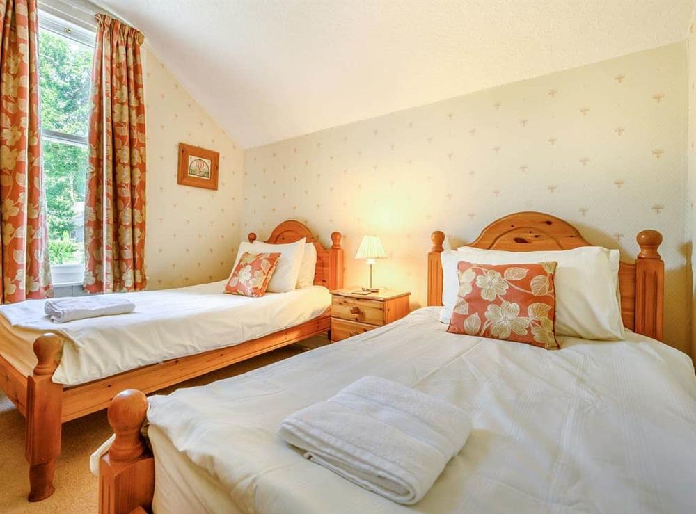 Twin bedroom at Greenbank in Keswick, Cumbria