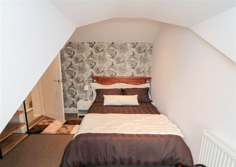 One of the 3 bedrooms at Greencroft, Lingdale