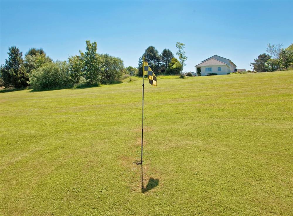 9 Hole Pitch and Putt at Greenfinch Apartment in Woolsery, near Clovelly, Devon