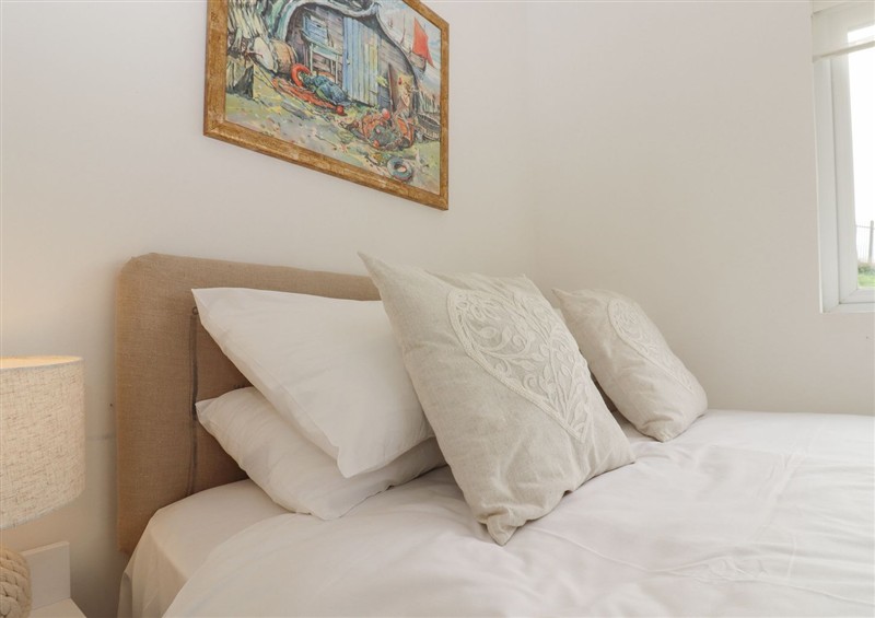A bedroom in Greengates (photo 6) at Greengates, Camber