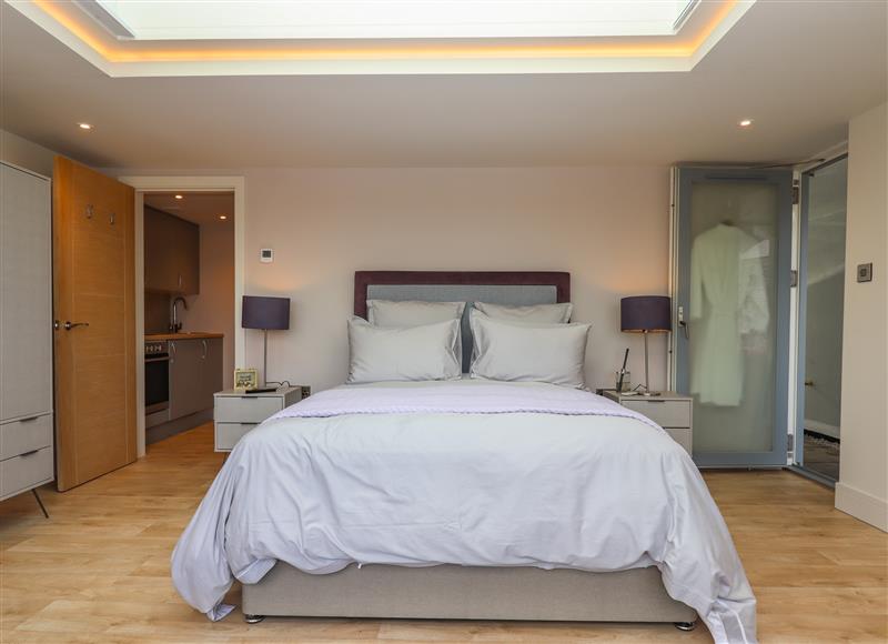 This is a bedroom at Greenslades View, Dittisham