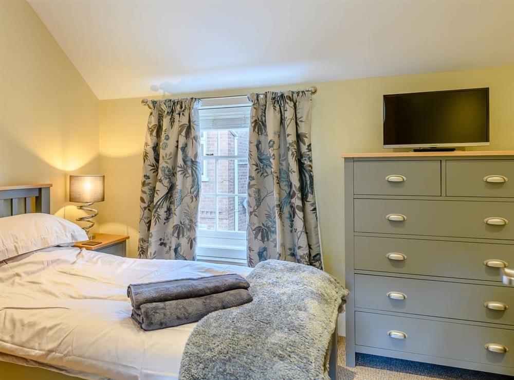 Twin bedroom at Greyhound Cottage in Louth, Lincolnshire
