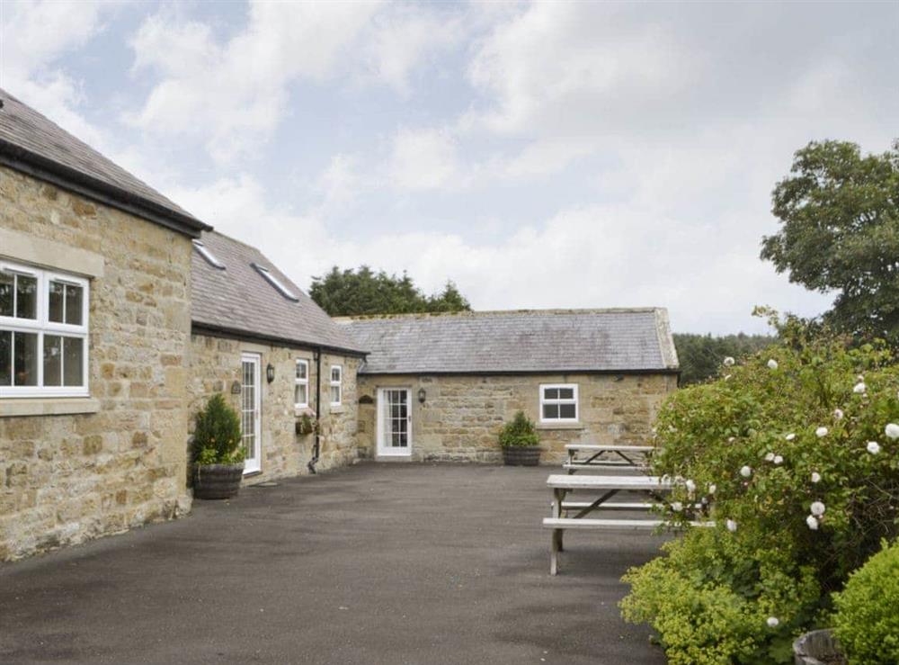 Lovely holiday homes with shared courtyard at Grooms Cottage in Soppit Farm Cottages, Elsdon, Northumberland