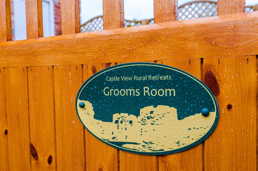 Welcome to Grooms Room, Beeston, Cheshire