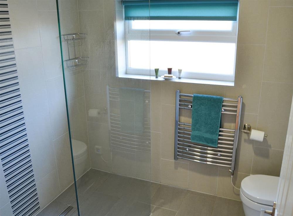 Shower room at Grove Bungalow in Dallinghoo, near Woodbridge, Suffolk