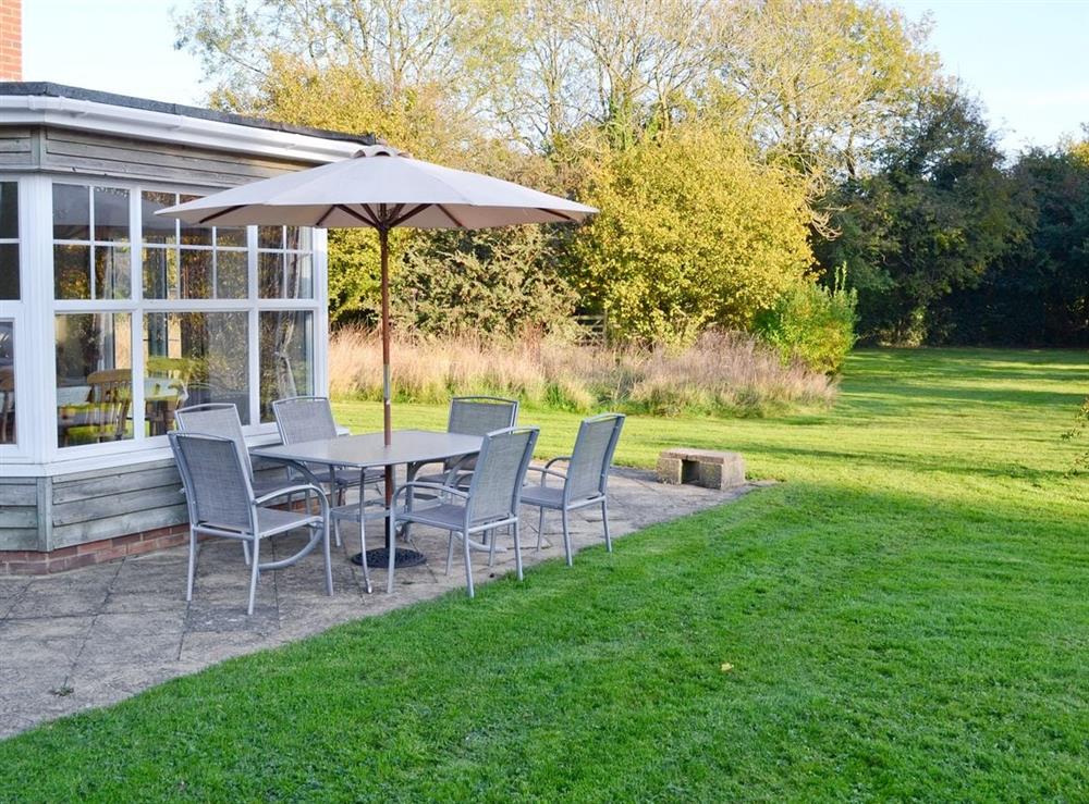 Sitting-out-area at Grove House in Stelling Minnis, near Canterbury, Kent