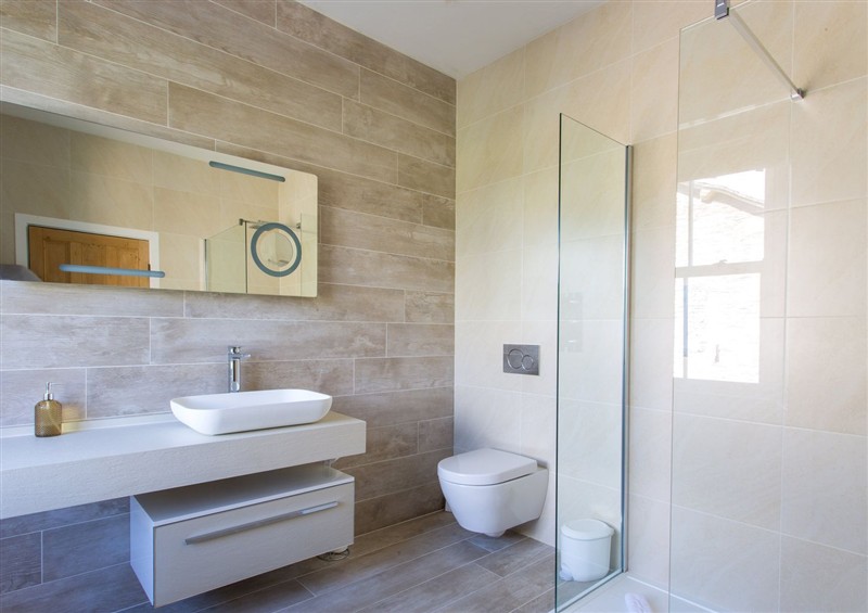 This is the bathroom at Grove House, Witherslack