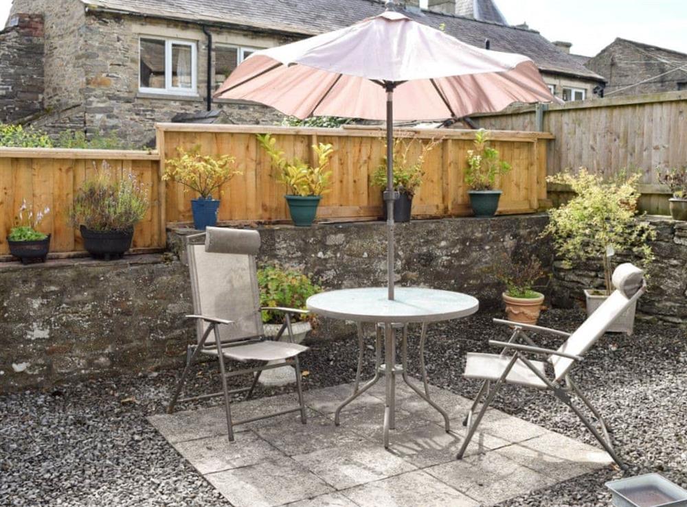 Sitting out area at Grove Square in Leyburn, North Yorkshire
