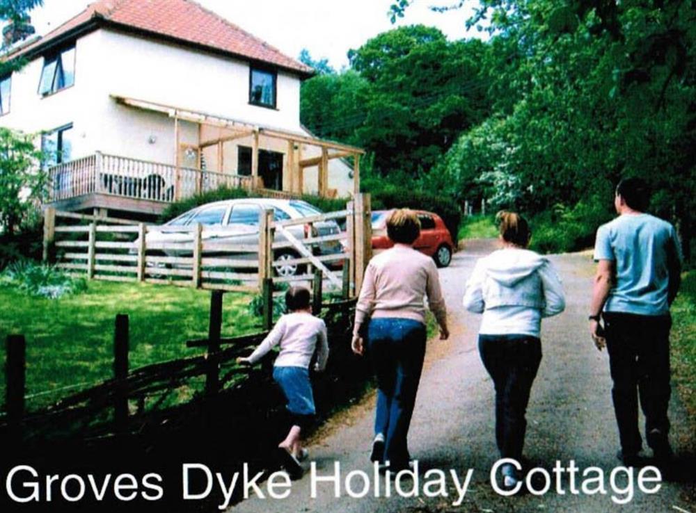 A photo of Groves Dyke Cottage 
