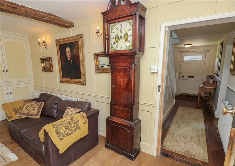 The living room (photo 2) at Guildford Farmhouse, Havenstreet near Newport