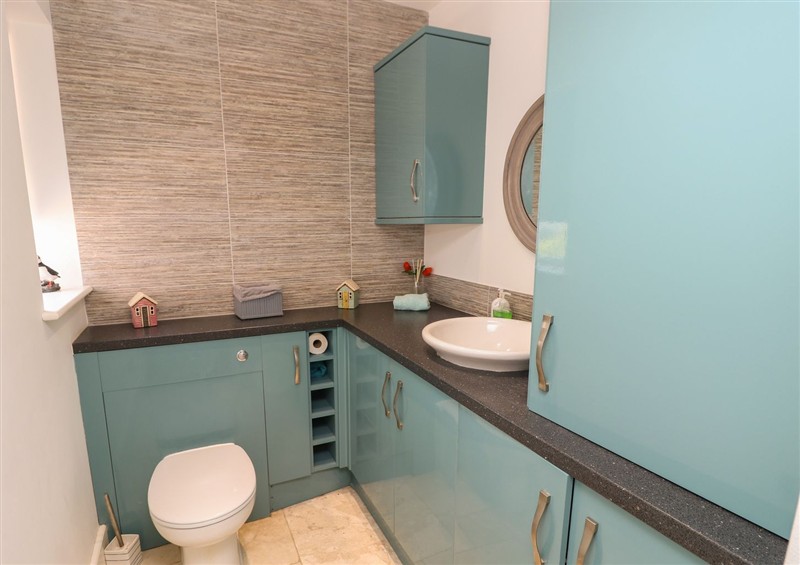 This is the bathroom at Guildford Farmhouse, Havenstreet near Newport